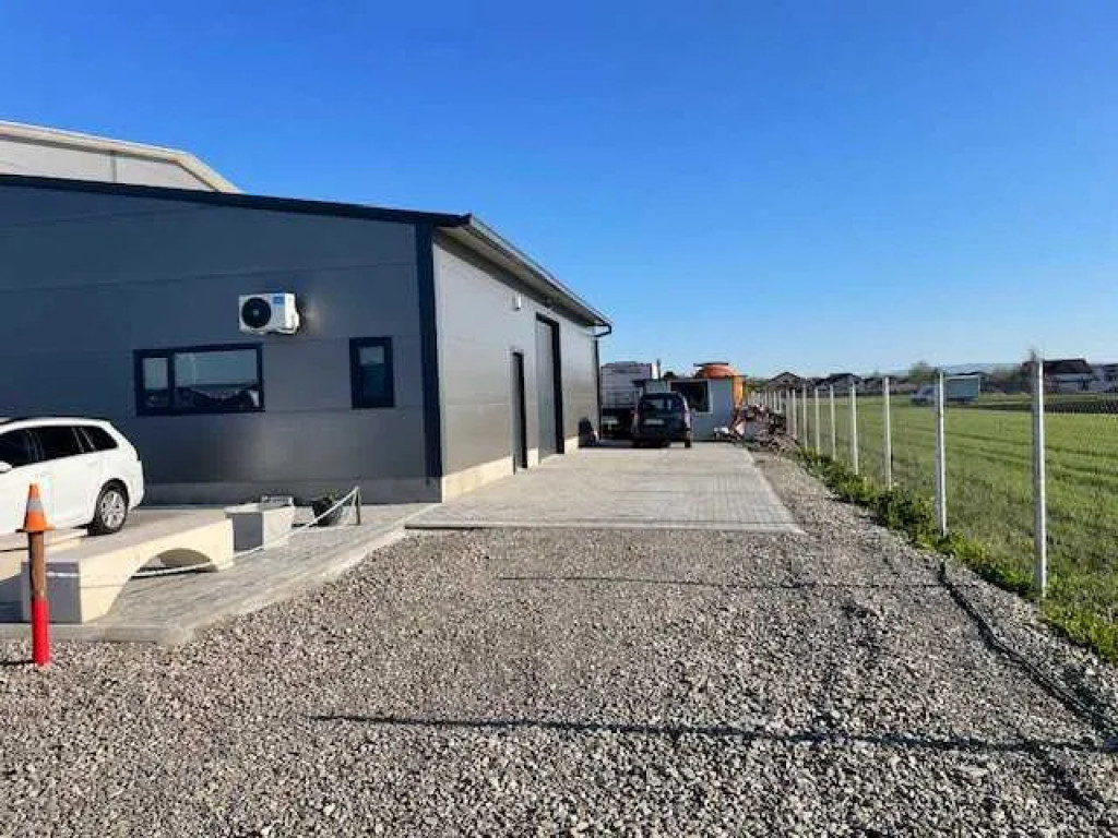 Hala industriala 180 mp Bartolomeu