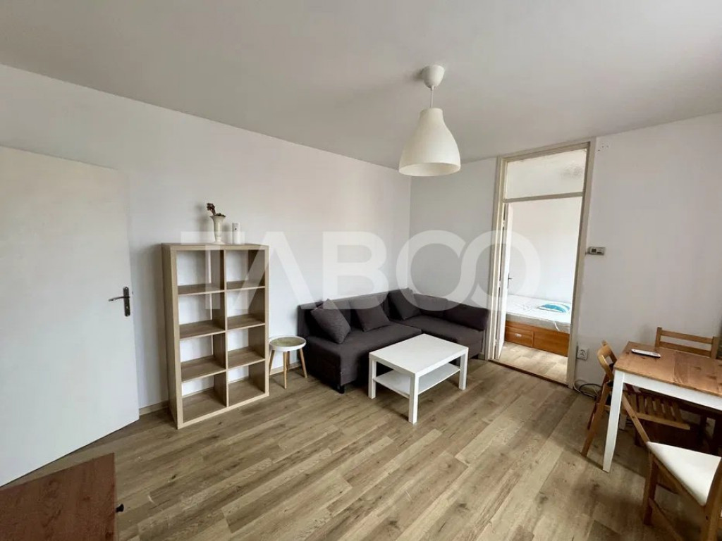 Apartament 2 camere de vanzare 40 mpu plus balcon Mihai Vite