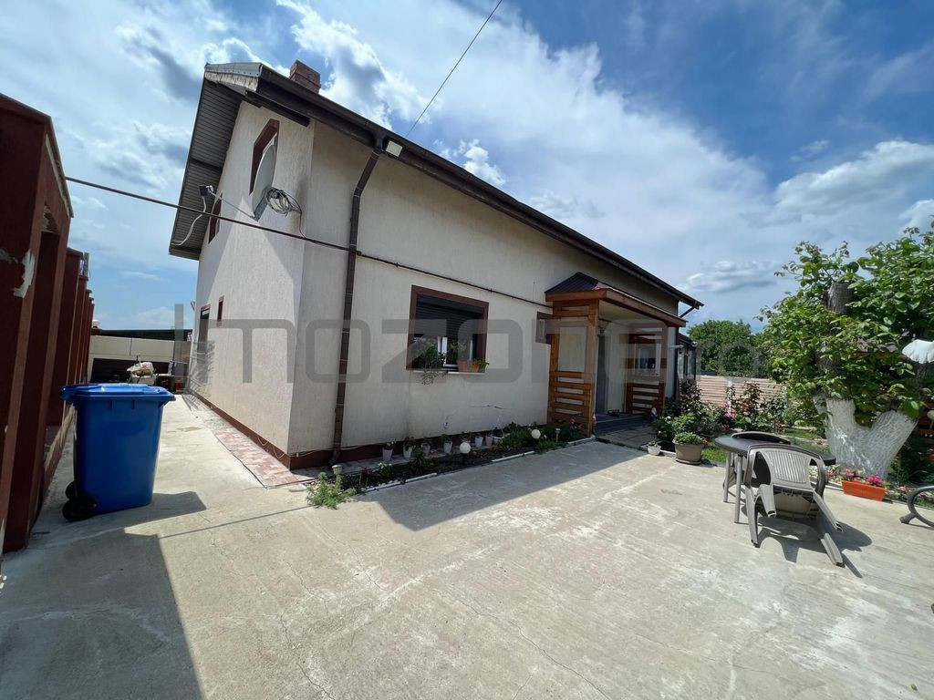 Vila - P+1, 6 camere, 4 bai, 224mp utili, Dragomiresti-Va...