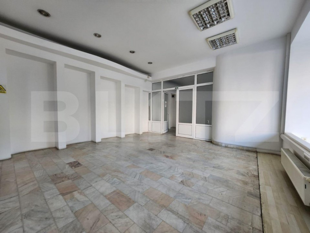 Spațiu comercial , 25 mp, zona Tribunal