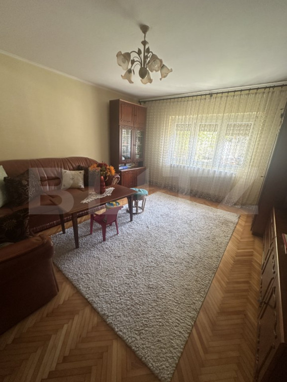 Apartament de vanzare cu 3 camere, 67 mp, zona Micro 16