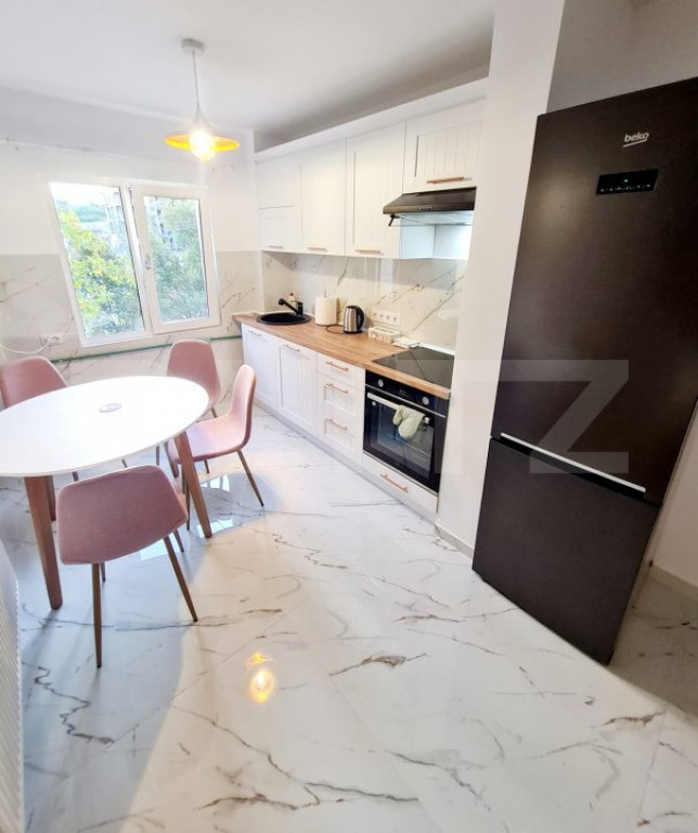 Apartament de vanzare, cu 3 camere, 70 mp, zona Manastur