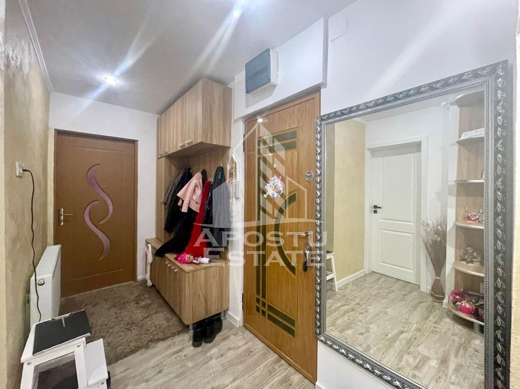 Apartament 3 camere - zona Uta