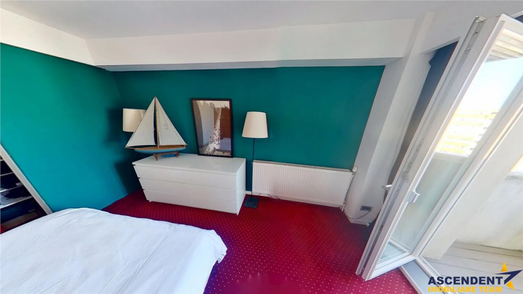 Apartament cu 2 camere,recompartimentat in 3 camere,54 mp,Gr