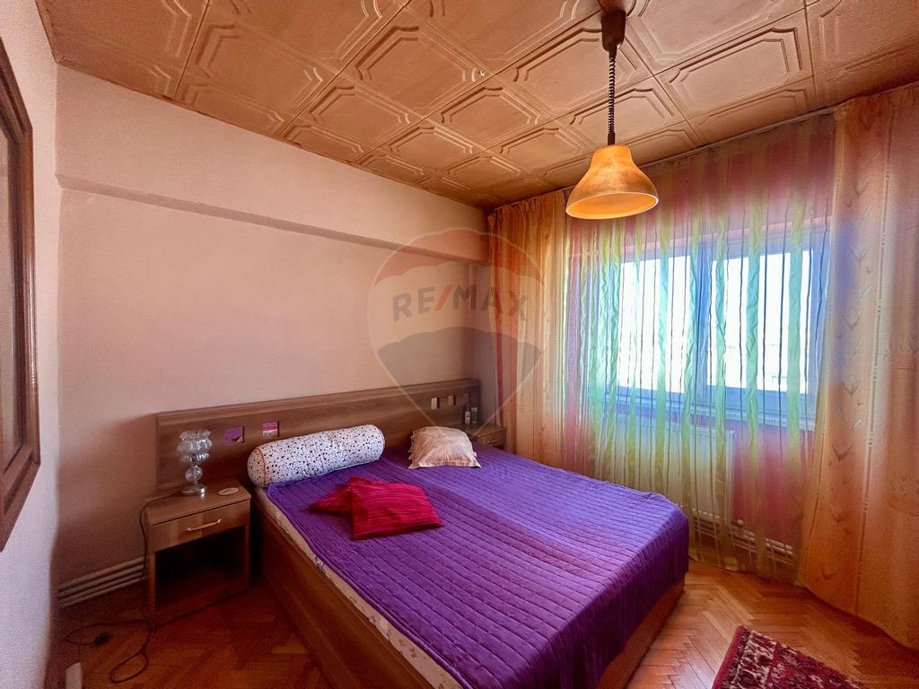 Apartament cu 2 camere de închiriat vis-a-vis de Electro...