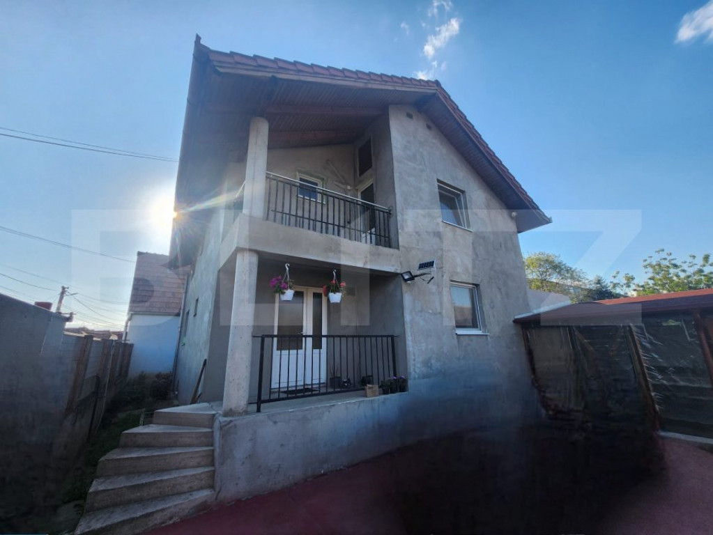 Casa individuala cu 4 camere, 160 mp utili,Sebes central