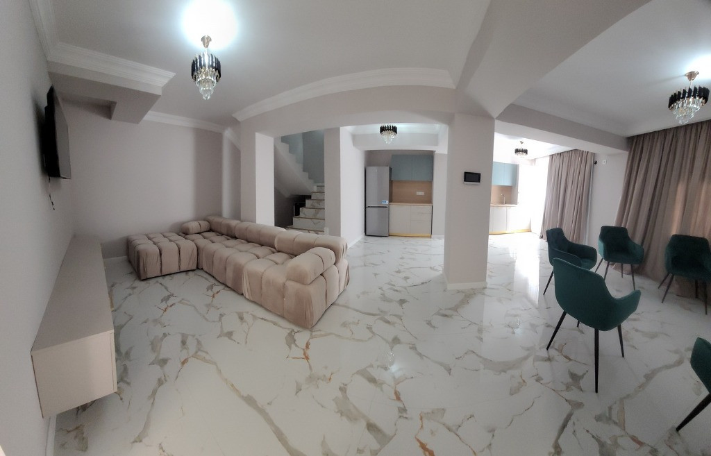 Zona Buzaului Vila Mobilata Utilata prima inchiriere