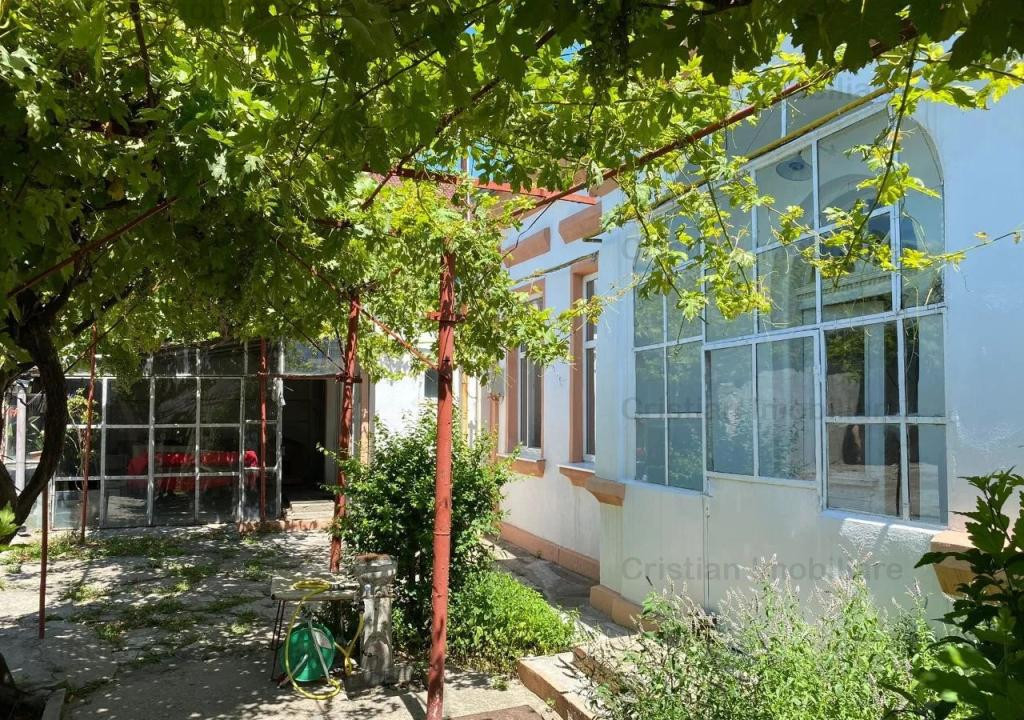 Piata Mare -Casa caramida 4 cam 104mp utili cu teren 290 mp