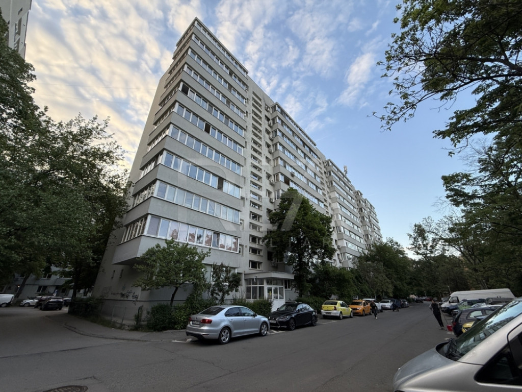 APARTAMENT CU 2 CAMERE DE VÂNZARE LA PREȚUL DE 92400 € L