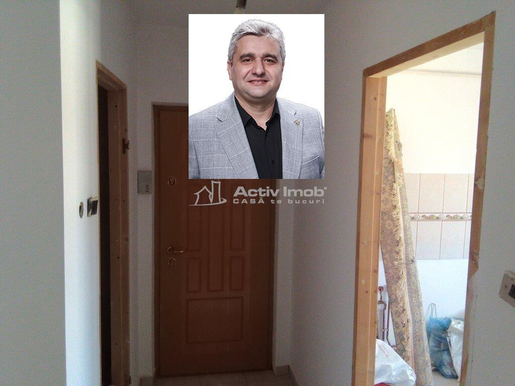 Resita. 3 Cam. Cf. 1, Micro 4