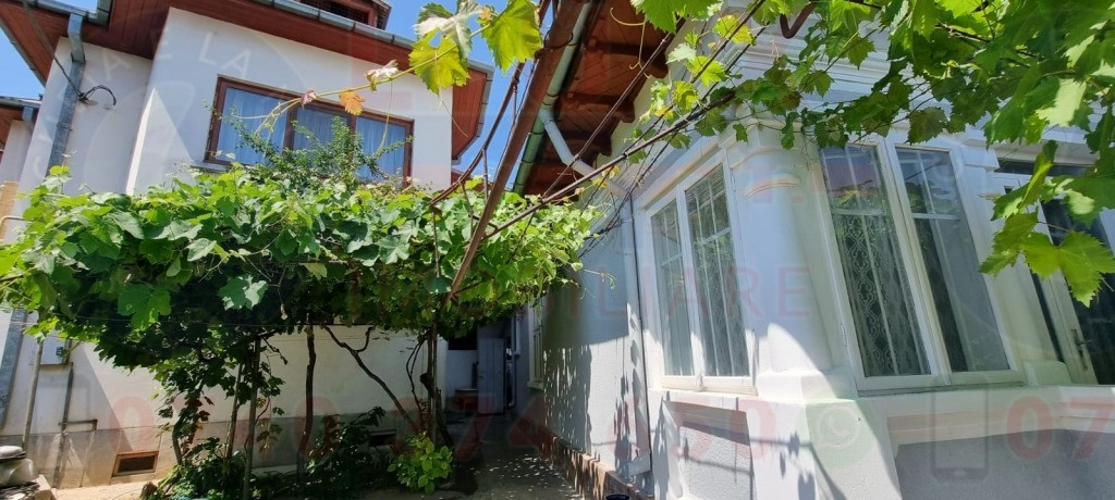 ID 6428 Casa - Zona CENTRALA