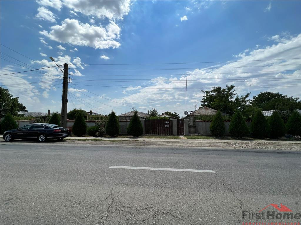 Casa de in comuna Vulturu , la strada Principala