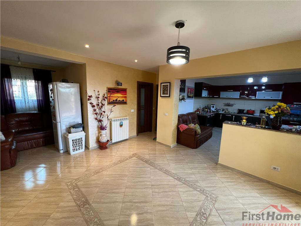 Casa P 1 de in Vanatori !