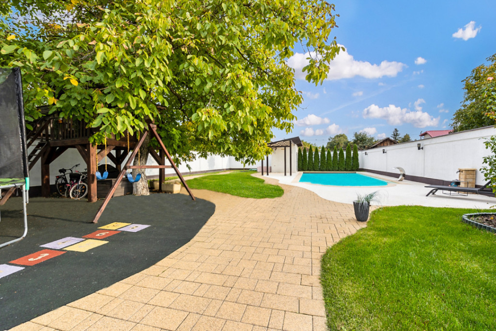 BRANESTI - PRIMARIE, VILA PREMIUM 380 MP, LOT 1500 MP, PISCI