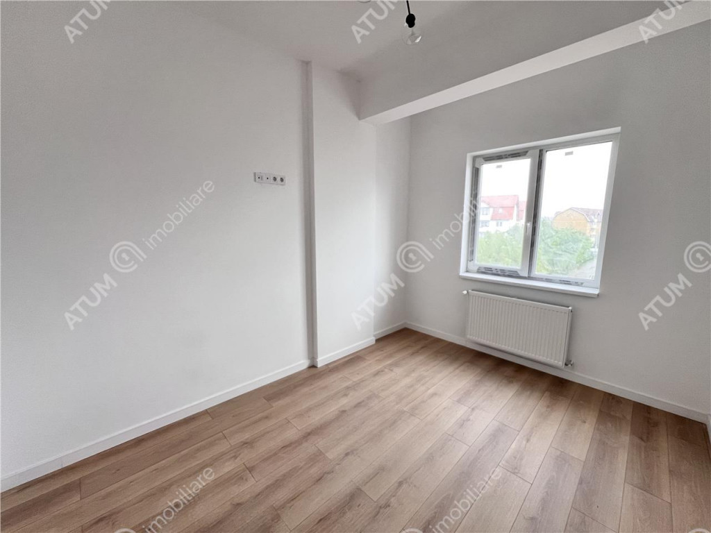 Apartament cu 3 camere decomandate si 2 balcoane in Sibiu