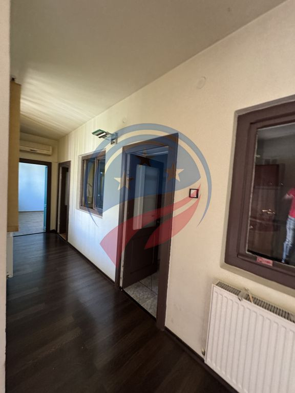 Casa 9 camere, zona Ultracentrala