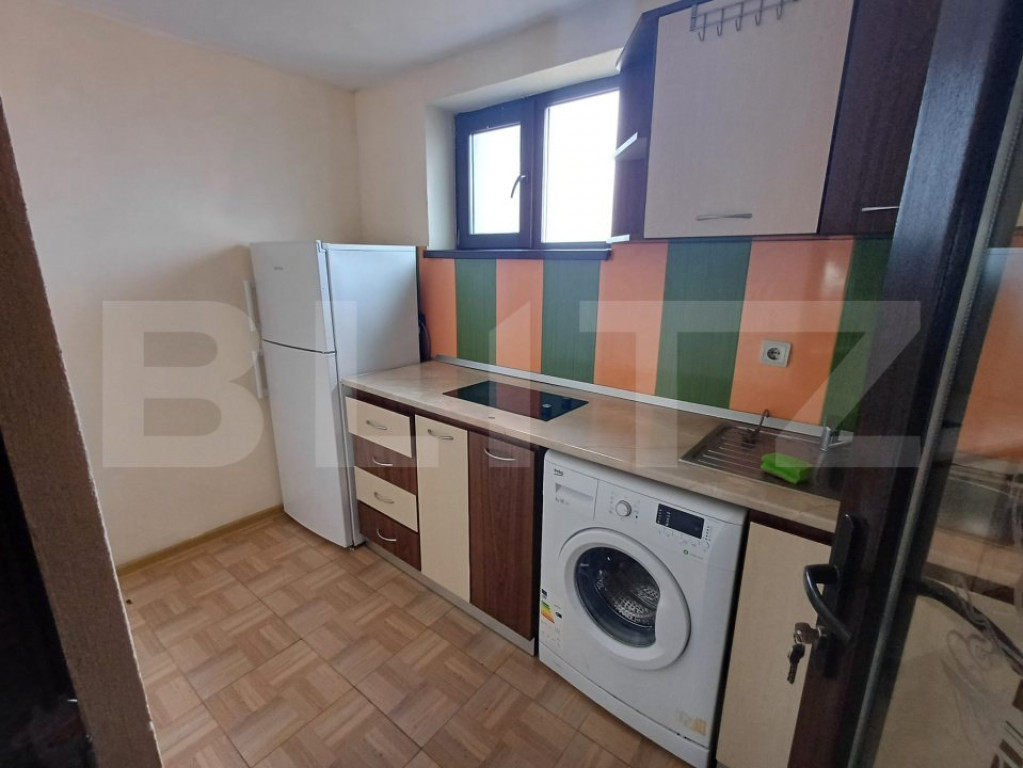 Apartament de inchiriat, 50 mp zona linistita Stefan cel Mar