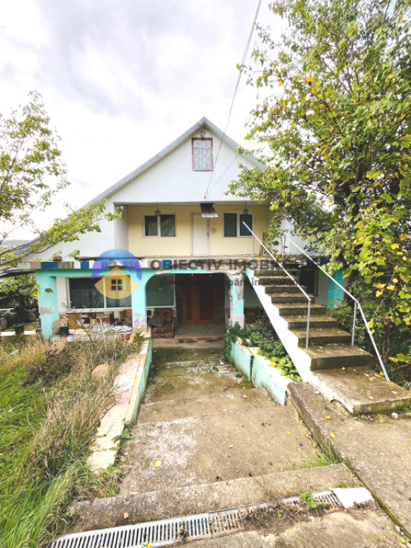 CASA cu mansarda comuna DOBRENI