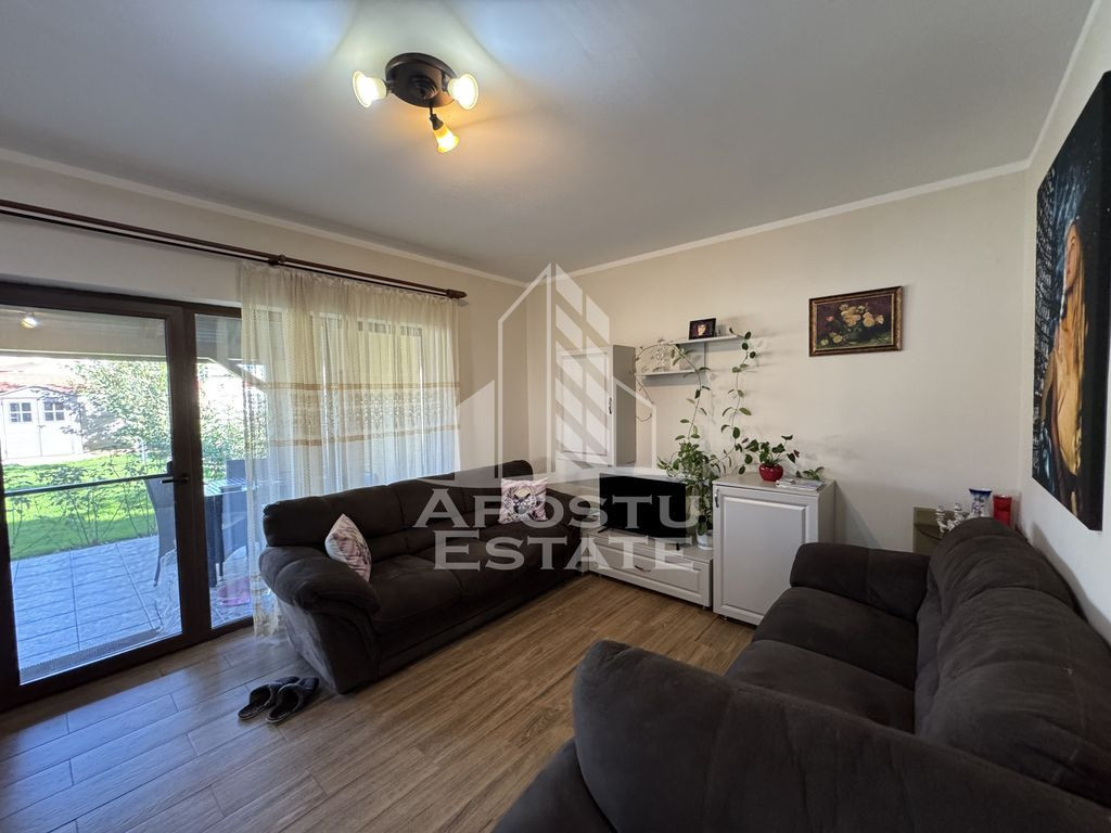 Duplex cu 5 camere, partial mobilat, aproape de asfalt in...