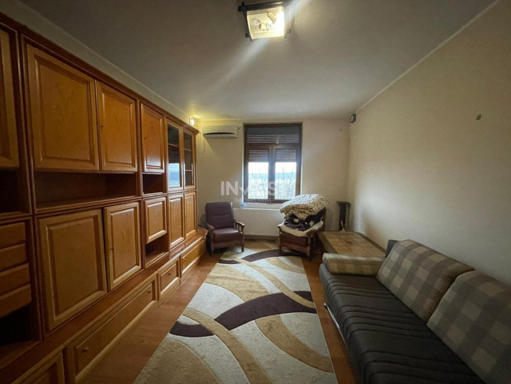 Apartament 2 camere, decomandat, zona BCU, Iasi