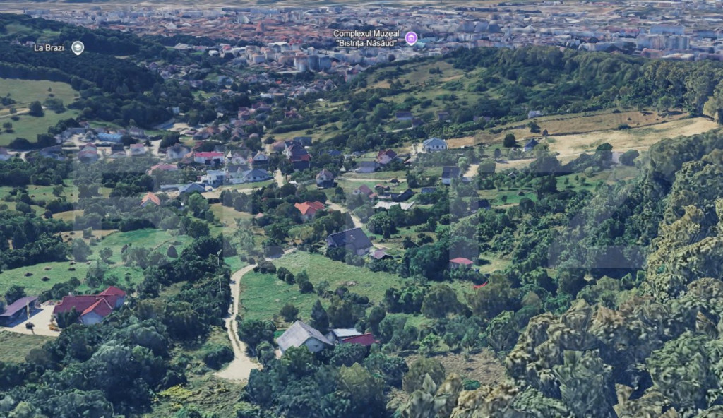 Teren intravilan cu proiect de casa 1560 mp strada Codrului