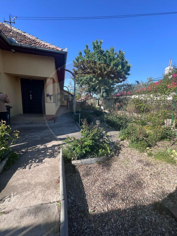 Casă / Vilă cu 6 camere de vânzare în zona Ultracentral