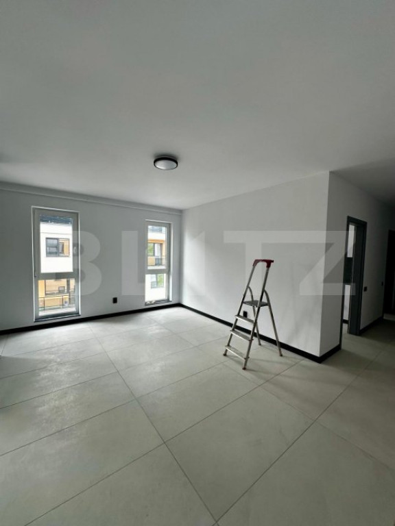 Apartament 2 camere semidecomandat, finisat, paecare, 58 mp,