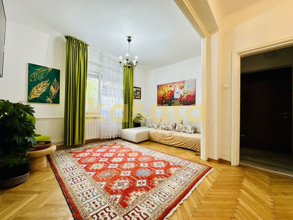 APARTAMENT 3 CAMERE | VICTORIEI | VILA | MOBILAT UTILAT