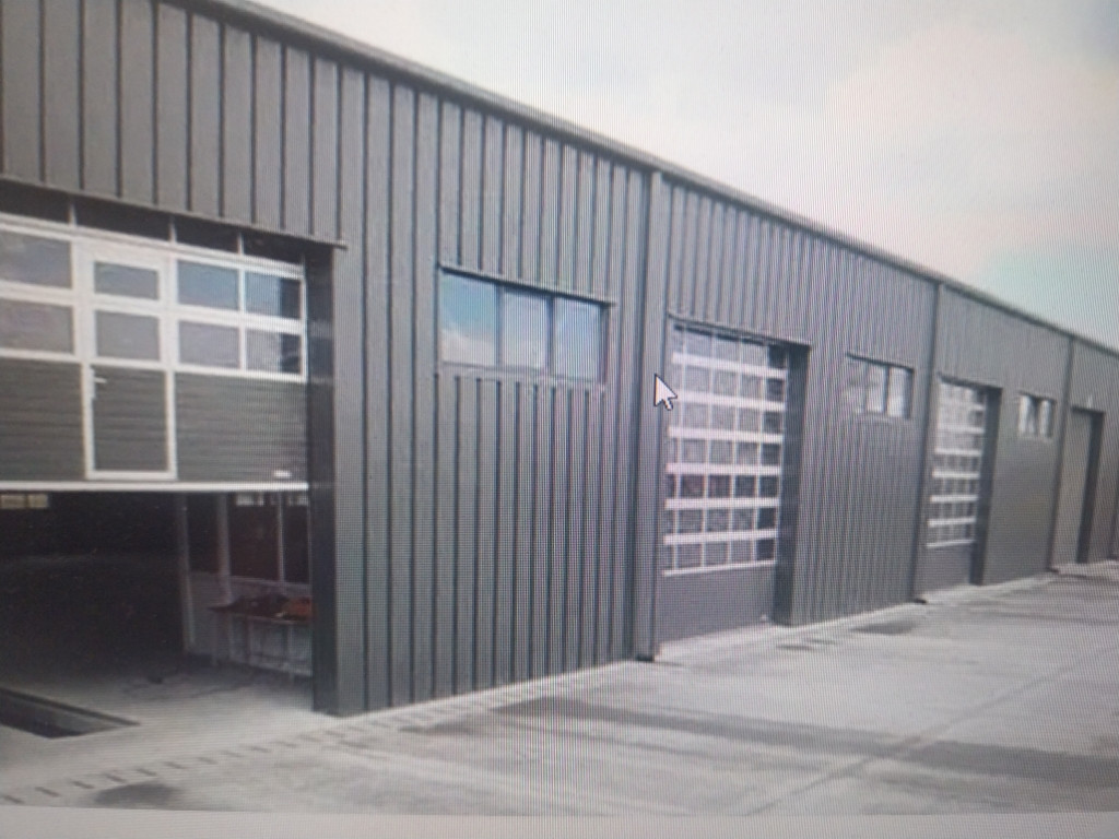 Hala si 15000 mp teren Barlad, Vaslui, Sud