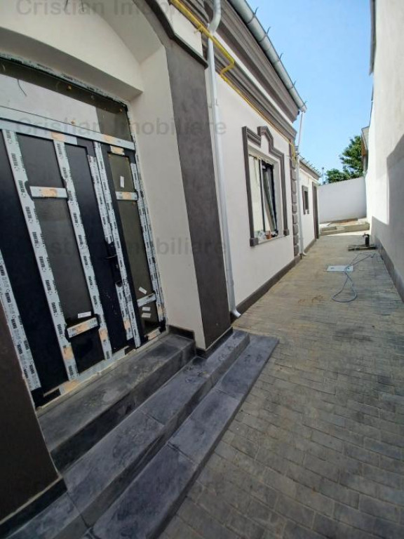 Casa RENOVATA INTEGRAL Centru, CARAMIDA