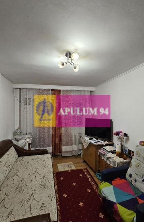 Garsoniera, 33mp, zona Metrou Tineretului, v.a.v. Parcul ...