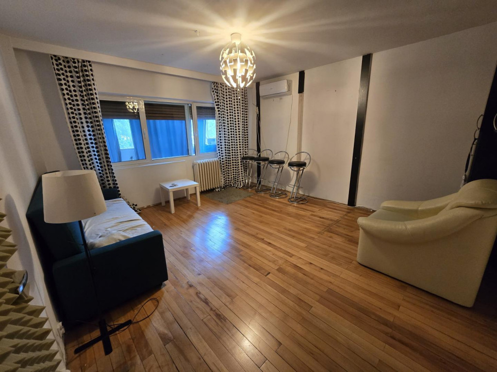 2 camere la 5 minute de metrou Aurel Vlaicu