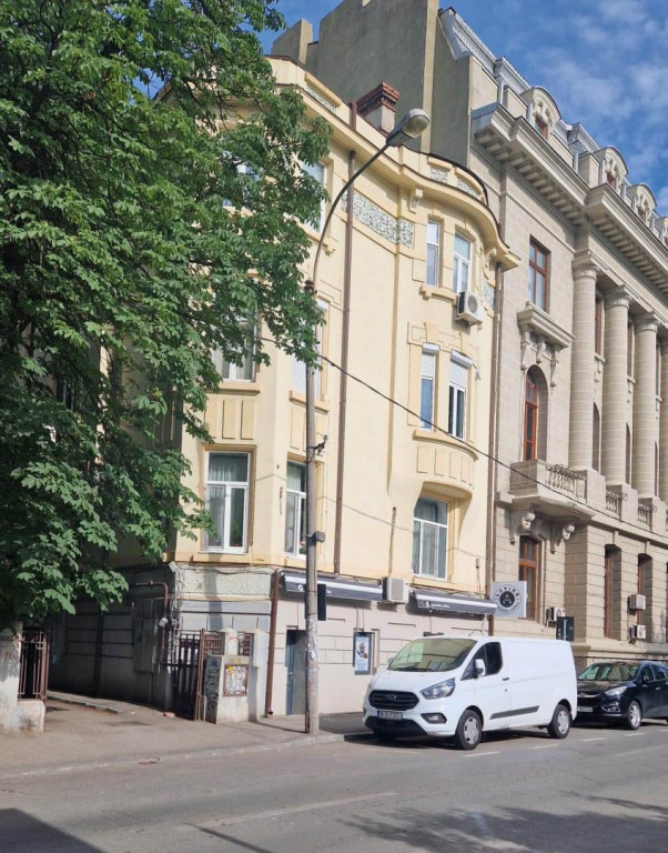 Ideal birou/ cabinet, Piata Romana- Caderea Bastiliei