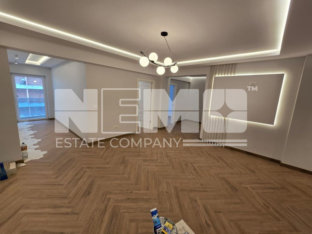 Apartament spațios cu 3 camere I Rădăuți