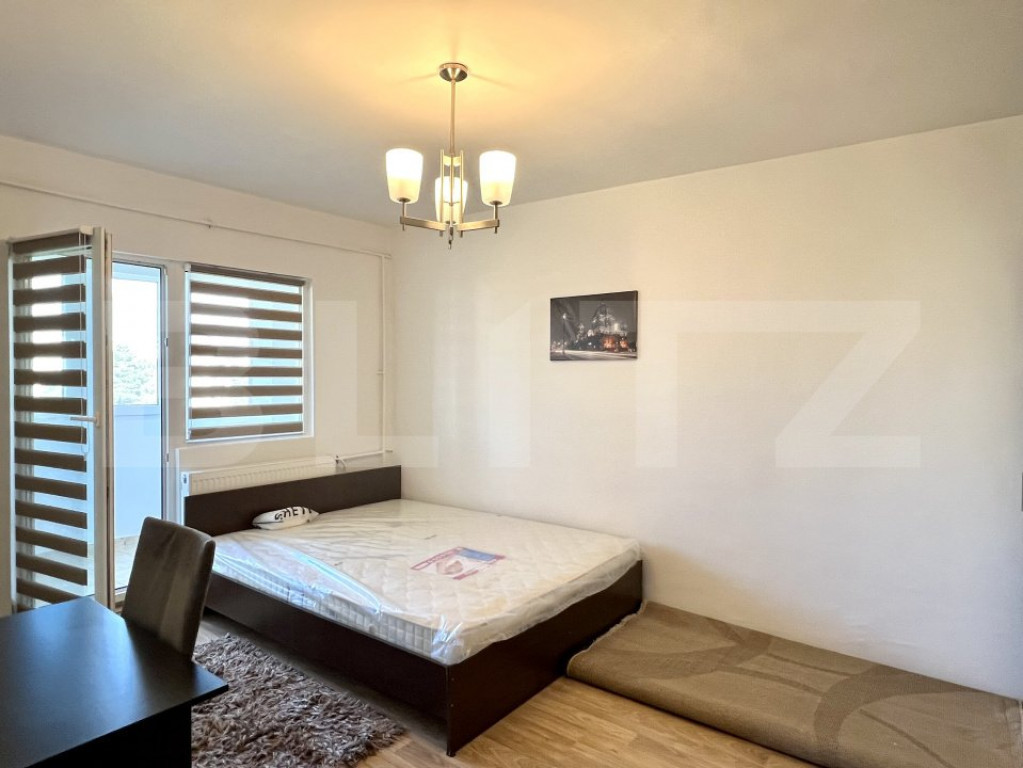 Garsoniera proaspat renovat, decomandata, balcon, zorilor,