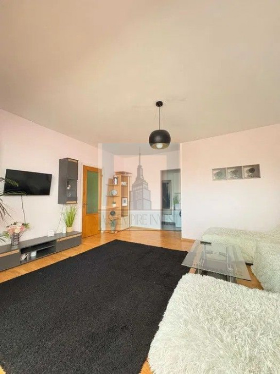 Studio de vanzare zona Carpatilor/ Astra