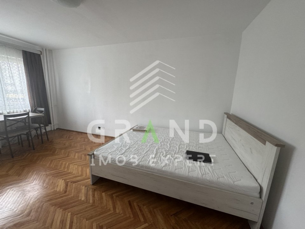 Ap 1 camera | DECOMANDAT | RENOVAT | BALCON | P-ta Marasti