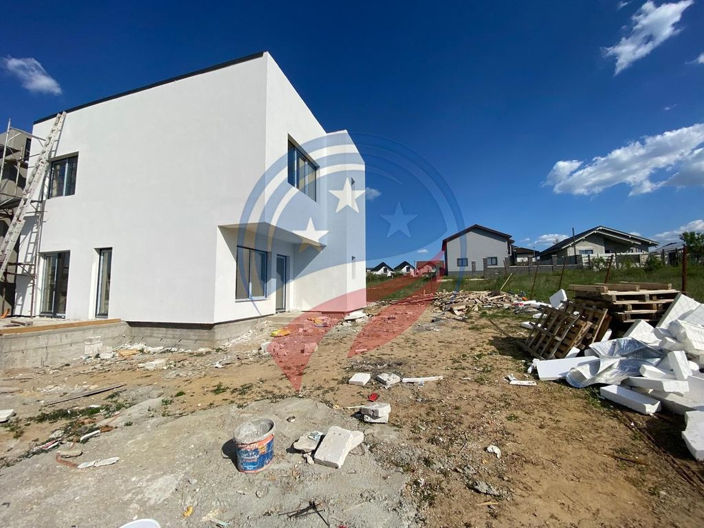 CASA 2025 ZONA DAMILA 100 MP UTILI CU POSIBILITATE DE AME...