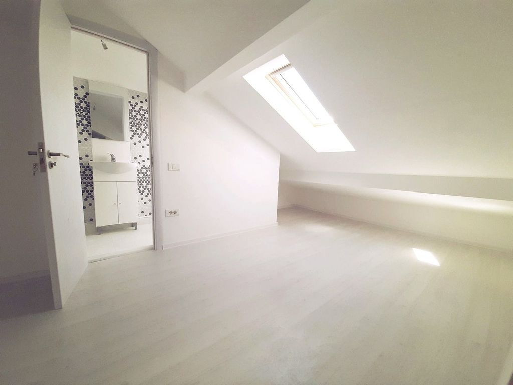 Apartament 2 camere Tip Duplex/ Trapezului- 1 Decembrie 1918
