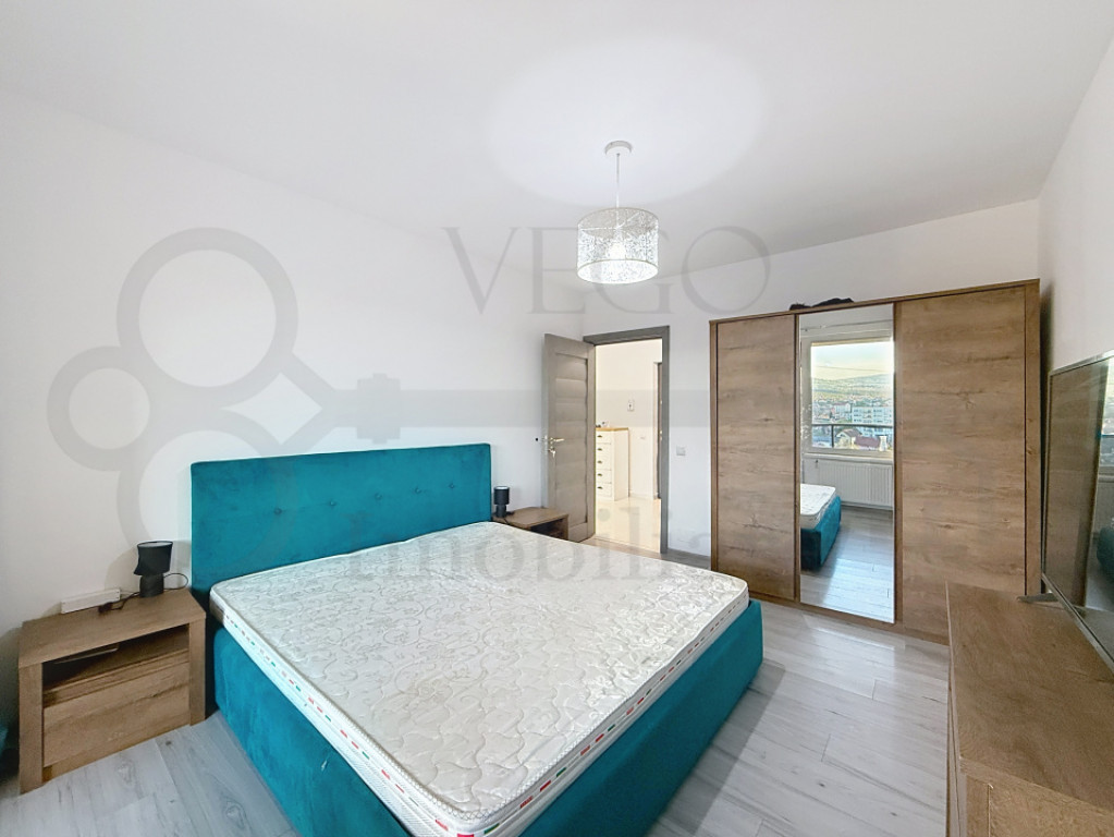 2 camere, 56 mp, parcare, panoramic superb, Piata 1 Mai