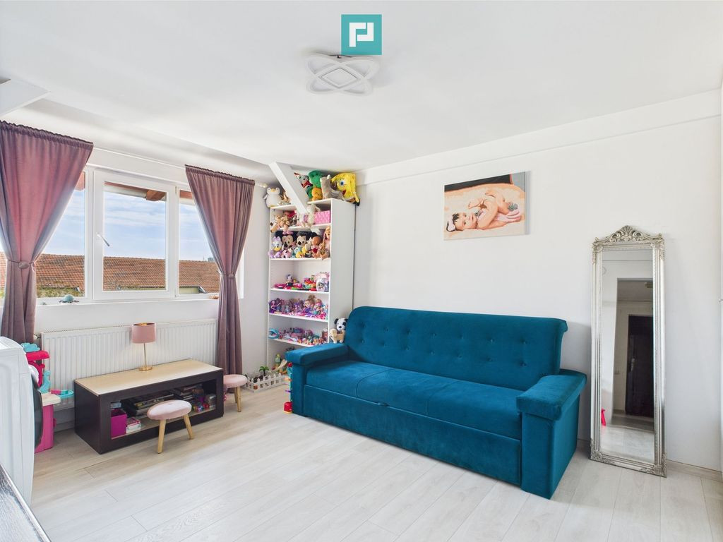 Apartament 2 camere strada Lidia