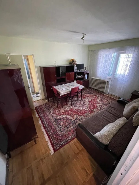 Apartament 2 camere, zona Aleea Armatei