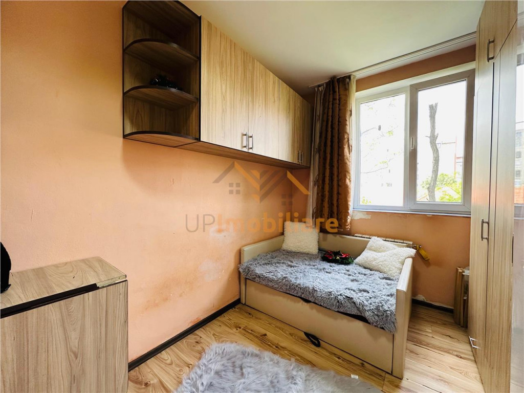 GARSONIERA , ETAJ 3, ZONA ROGERIUS, STRADA ALUMINEI