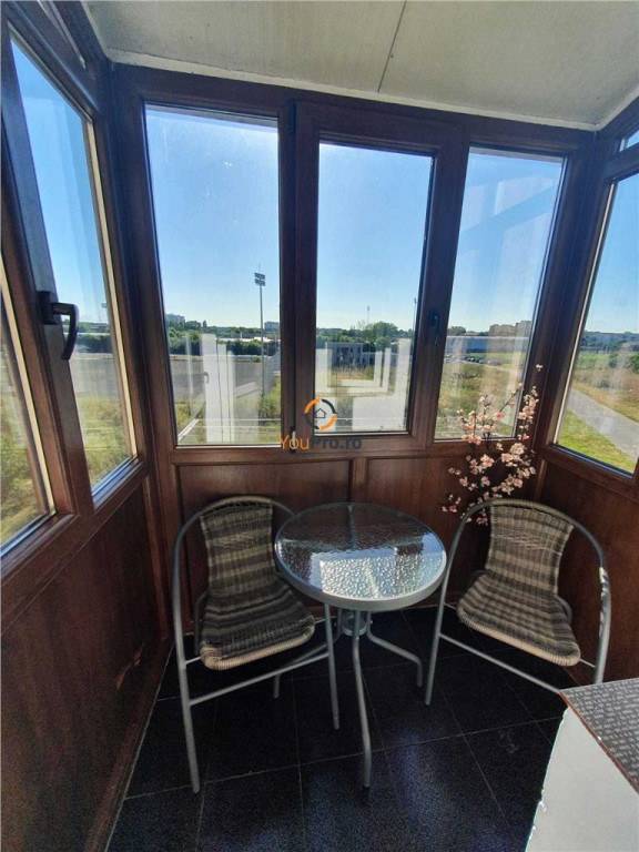 Garsoniera de cu balcon etaj 3 zona Stadion