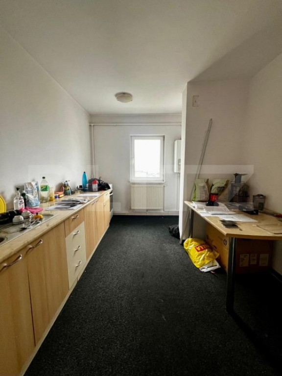 Apartament de vanzare, cu 3 camere, 65 mp, zona Piata Zorilo