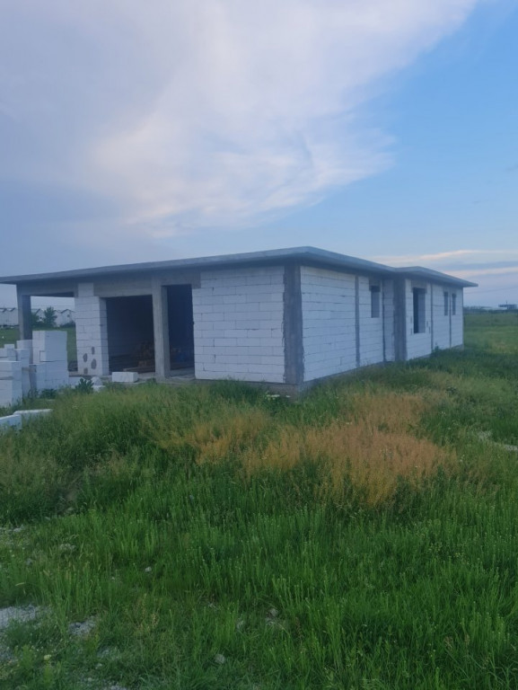 Casa Pielesti , 200 mp utili, teren 210mp