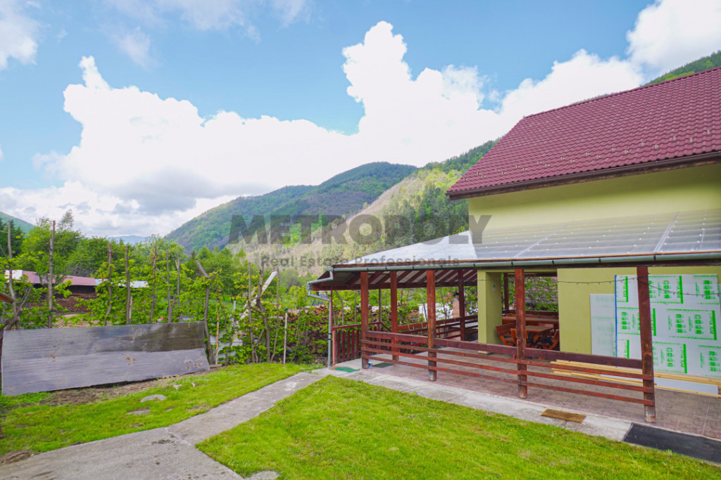 Proprietate Gura Râului – 853 mp teren, 320 mp utili, pen