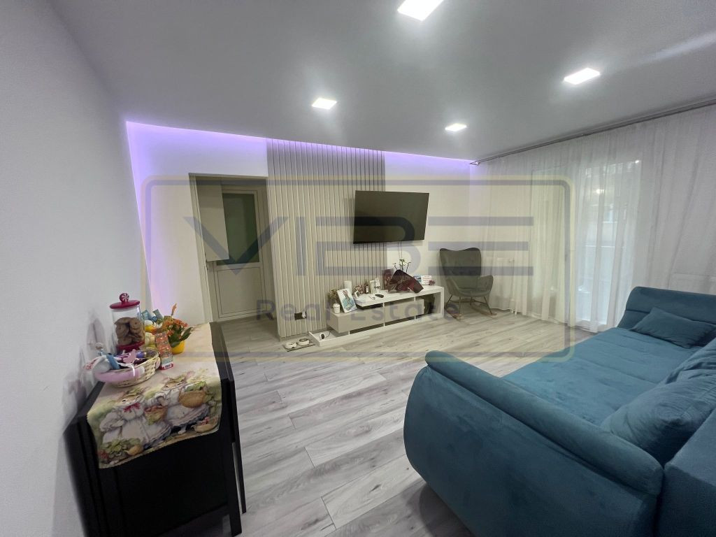 -Tudor - Baza 3- Carrefour Felicia- 3 camere- etaj 1- REN...