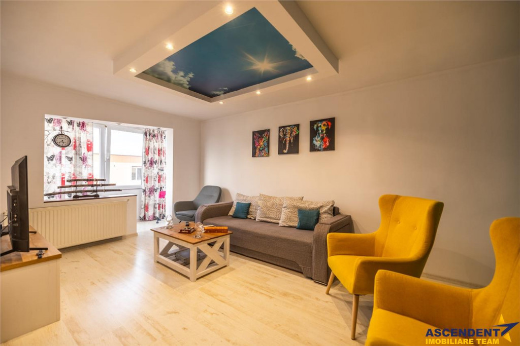 TUR 3D! Decomandat, elegant, renovat, mobilat si echipat,Tra