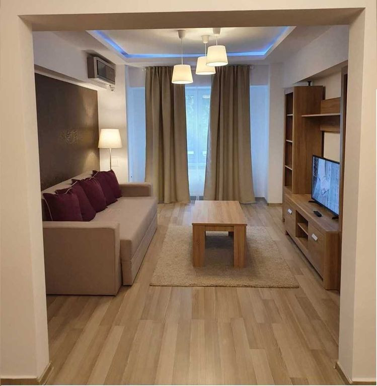 Inchiriere apartament 3 camere Lacul Tei - Parcul Circului